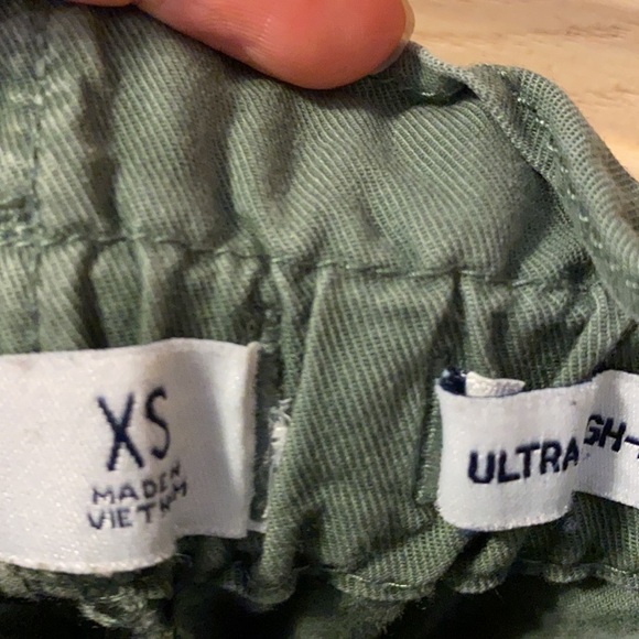 Hollister Ultra High Rise Jogger Pants - Picture 7 of 9